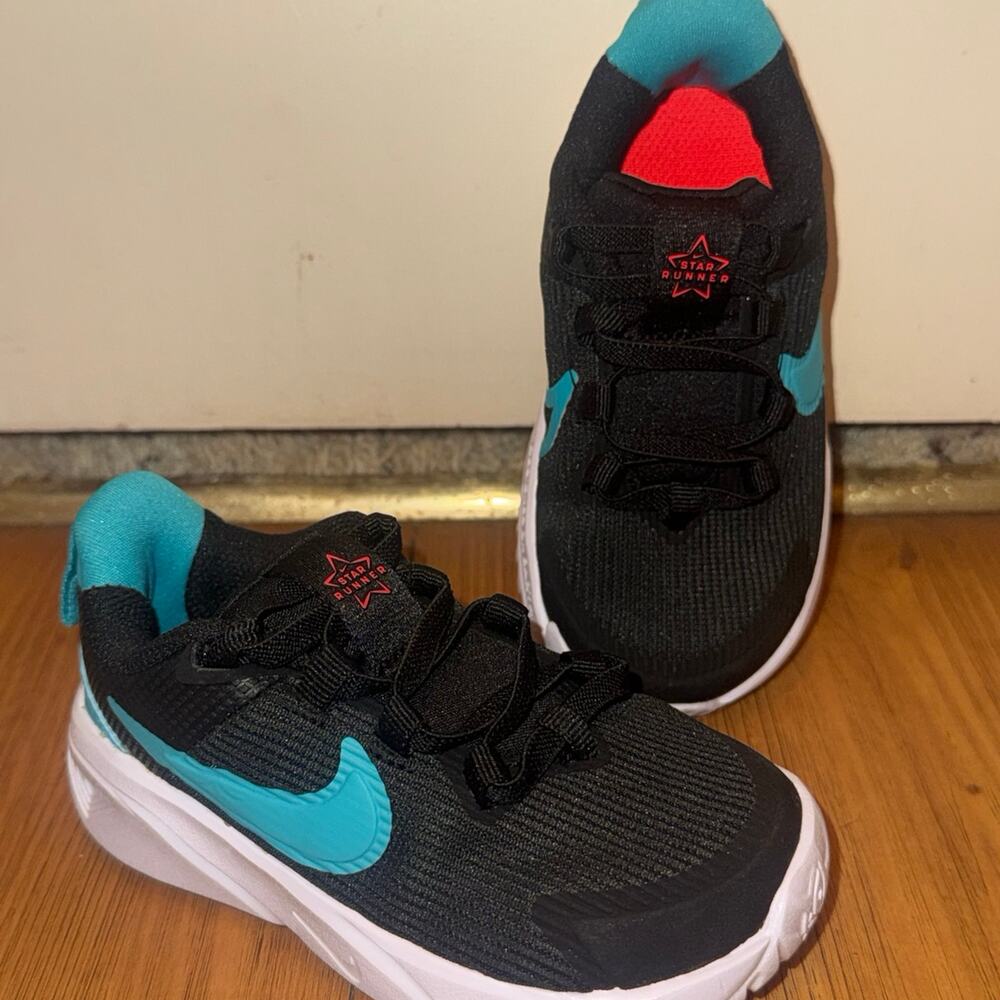NEW Nike Size 7C Star Runner 4 Toddler Sneakers/ Running Shoes DX7616-009